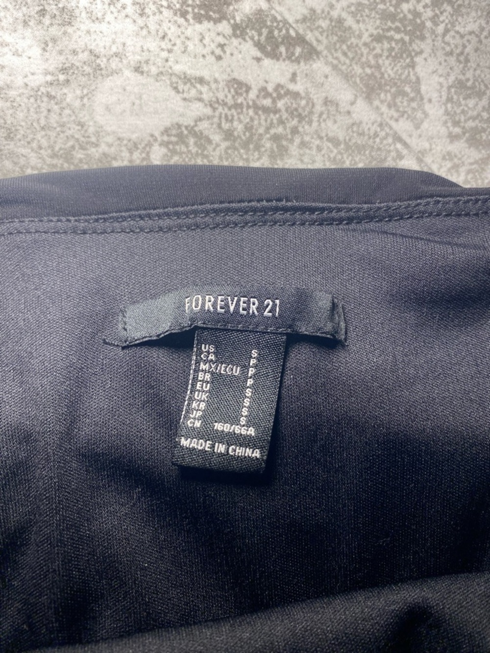 Forever 21 Black Asymmetrical Ruched Skirt - Picture 3 of 8